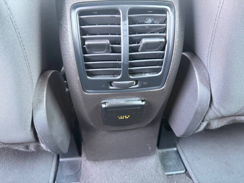 2017 Ford C-MAX Hybrid SE