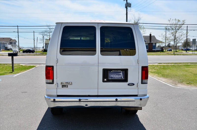 2008 Ford E-Series E-150 XLT