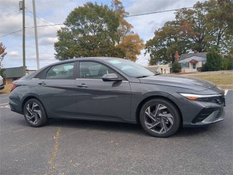 2025 Hyundai Elantra Hybrid Limited