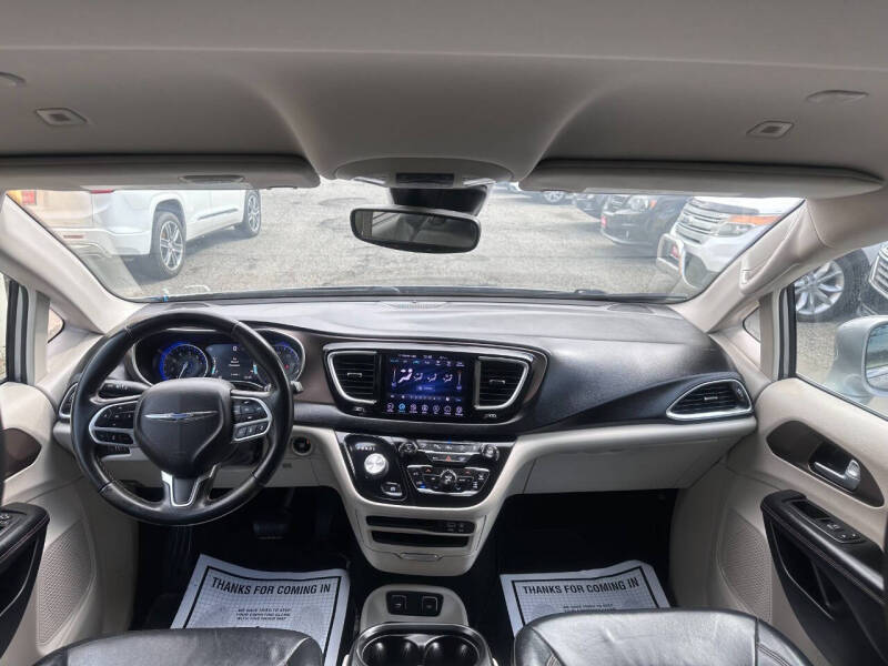 2018 Chrysler Pacifica Touring L