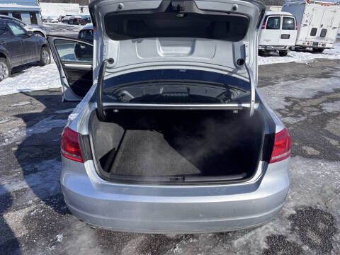 2012 Volkswagen Passat SE PZEV