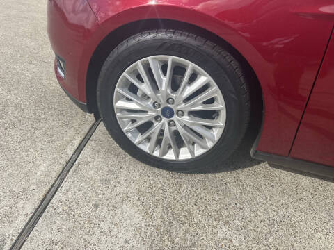 2017 Ford Focus Titanium