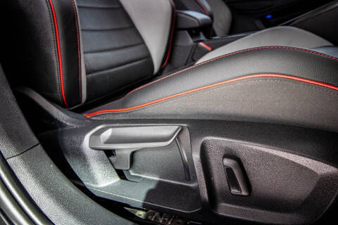 2023 Volkswagen Golf GTI SE