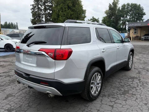 2017 GMC Acadia SLE-2