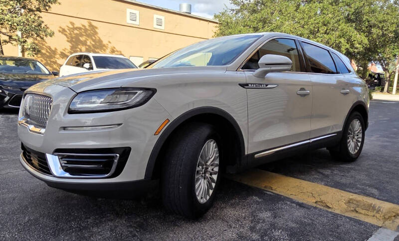 2020 Lincoln Nautilus Base's photo