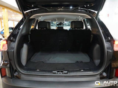 2022 Ford Escape Hybrid Titanium