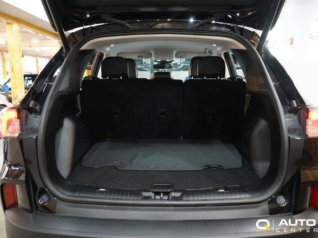 2022 Ford Escape Hybrid Titanium