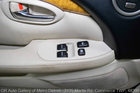 2004 Lexus SC 430