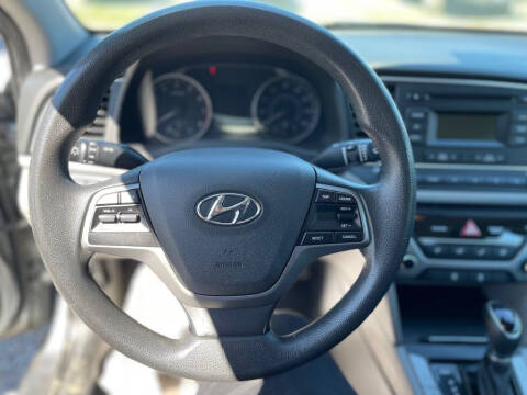 2017 Hyundai Elantra