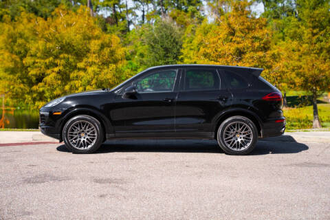 2017 Porsche Cayenne Platinum Edition