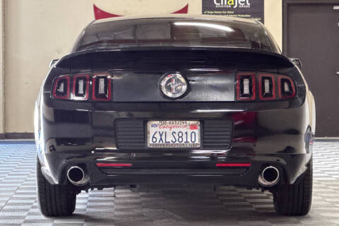 2013 Ford Mustang V6