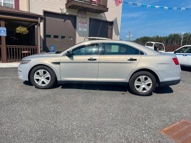 2013 Ford Taurus for sale at Upstate Auto Sales Inc. in Pittstown NY
