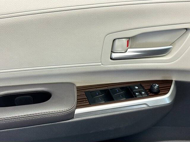 2023 Toyota Sienna XLE 7-Passenger