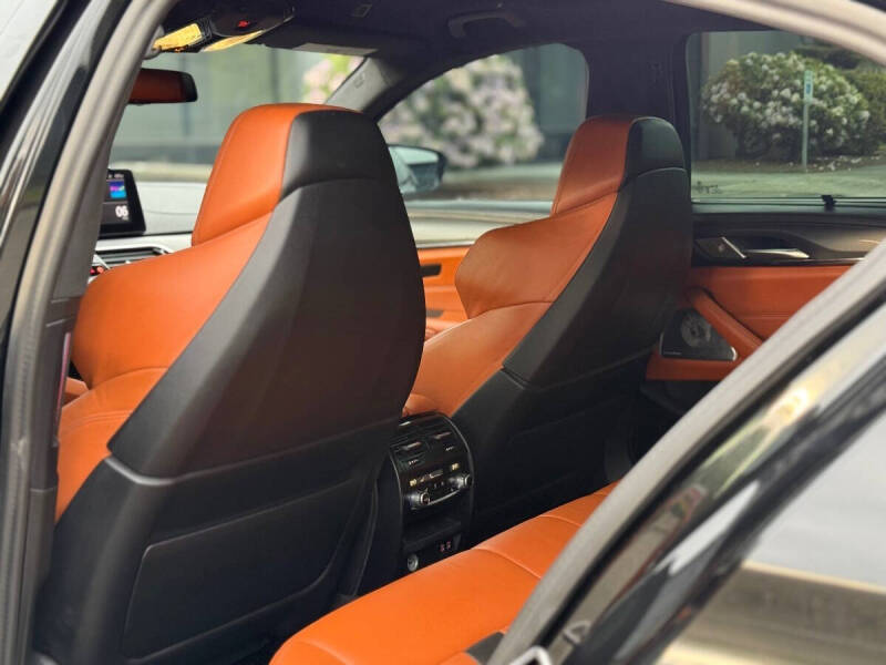 2023 BMW M5