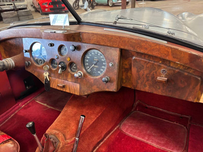 1954 Jaguar XK120