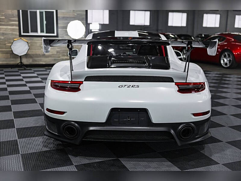 2018 Porsche 911 GT2 RS