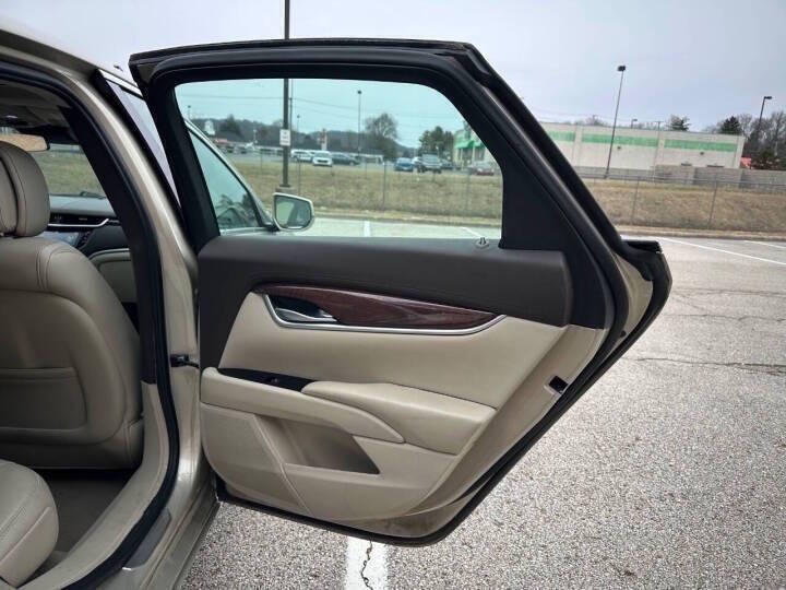 2014 Cadillac XTS Luxury Collection