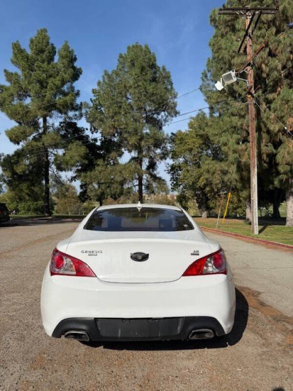 2012 Hyundai Genesis Coupe 3.8 R-Spec