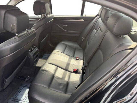 2013 BMW 5 Series 528i xDrive