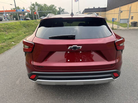 2024 Chevrolet Trax LT