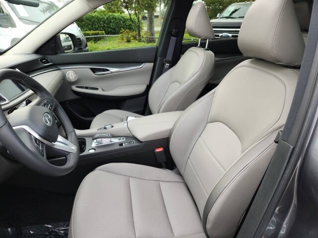2025 Infiniti QX50 Luxe
