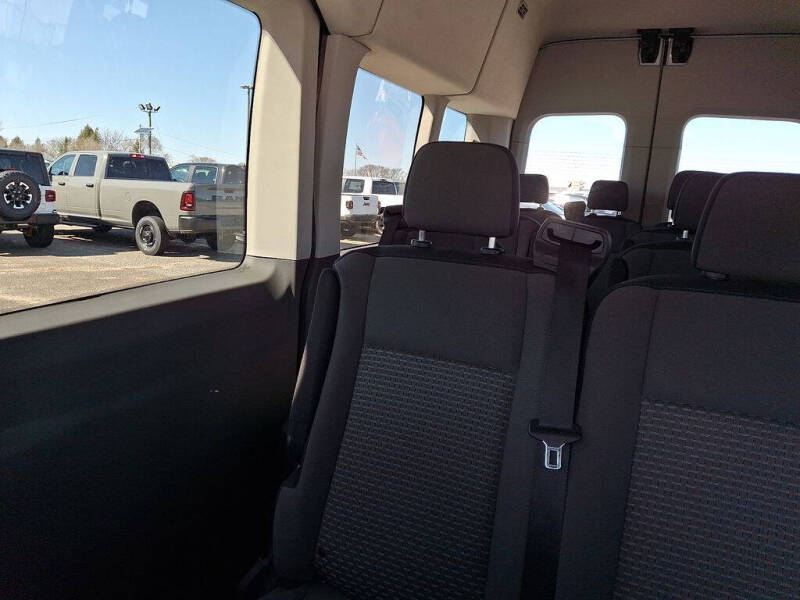 2025 Ford Transit 350 XLT