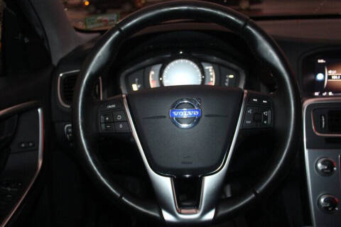 2018 Volvo V60 Cross Country T5 Premier