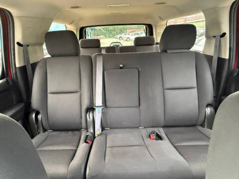 2013 Chevrolet Suburban LS