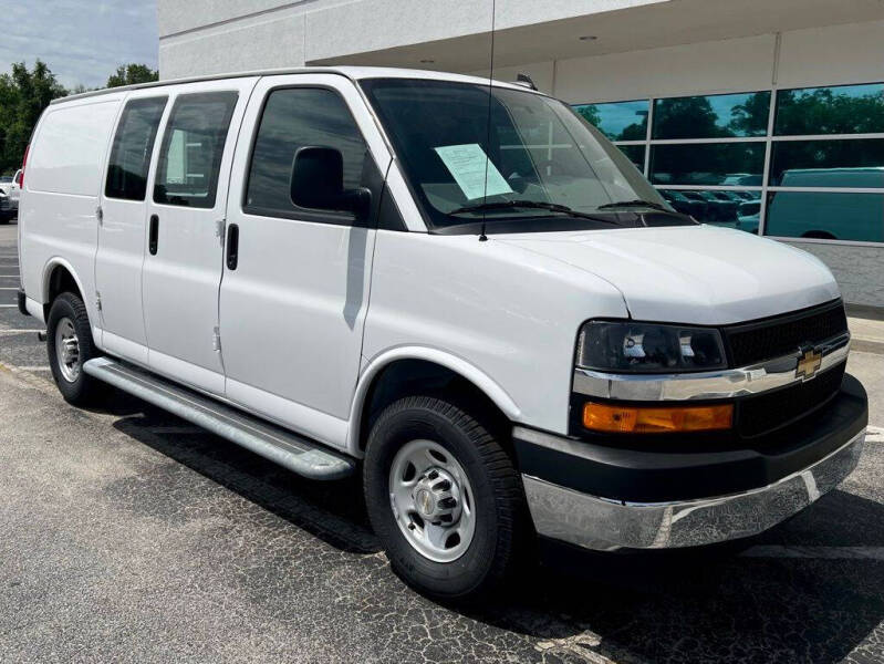 2024 Chevrolet Express 2500