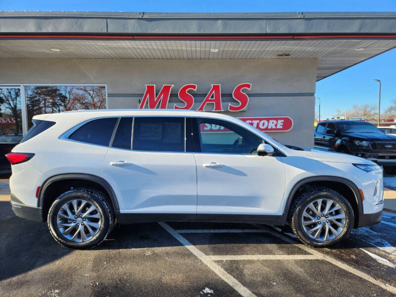 2025 Buick Enclave Preferred's photo