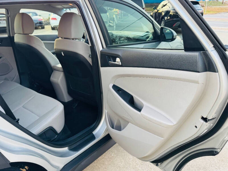 2020 Hyundai Tucson SE