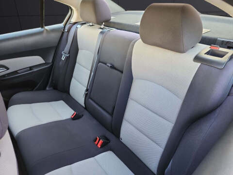 2014 Chevrolet Cruze LS Auto