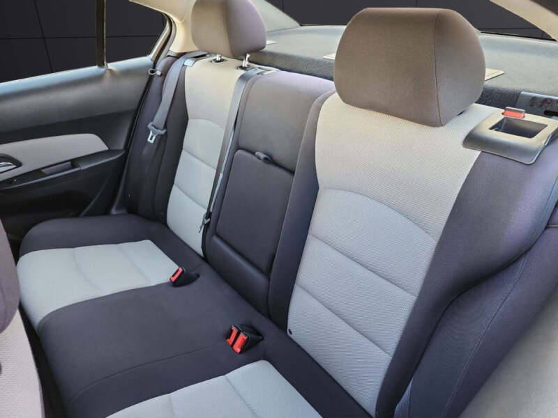 2014 Chevrolet Cruze LS Auto