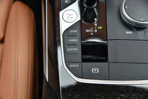 2022 BMW 3 Series 330e xDrive