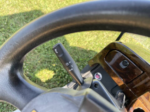 2005 E-Z-GO 4passenger Electric