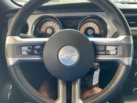 2012 Ford Mustang V6 Premium