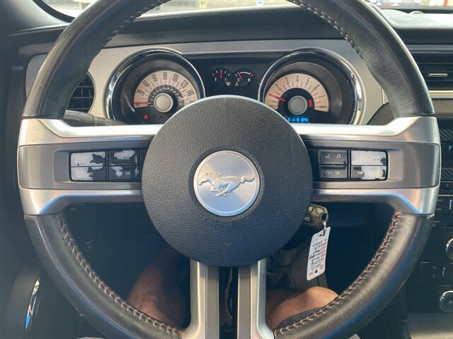 2012 Ford Mustang V6 Premium