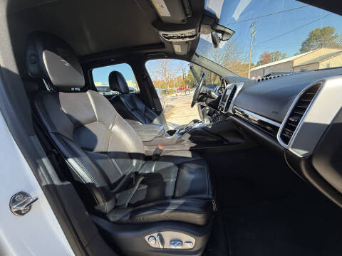 2014 Porsche Cayenne Platinum Diesel