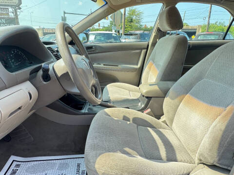 2003 Toyota Camry LE