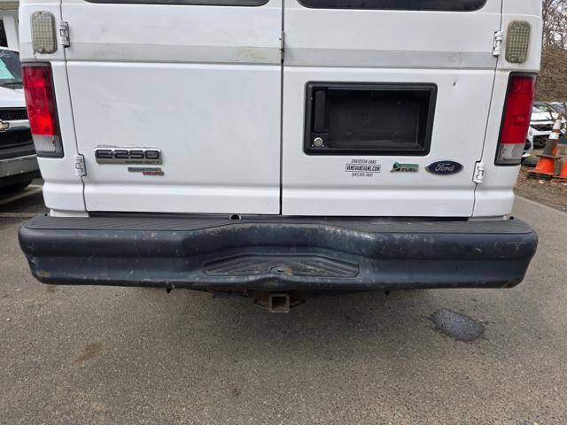 2013 Ford E-Series E-250