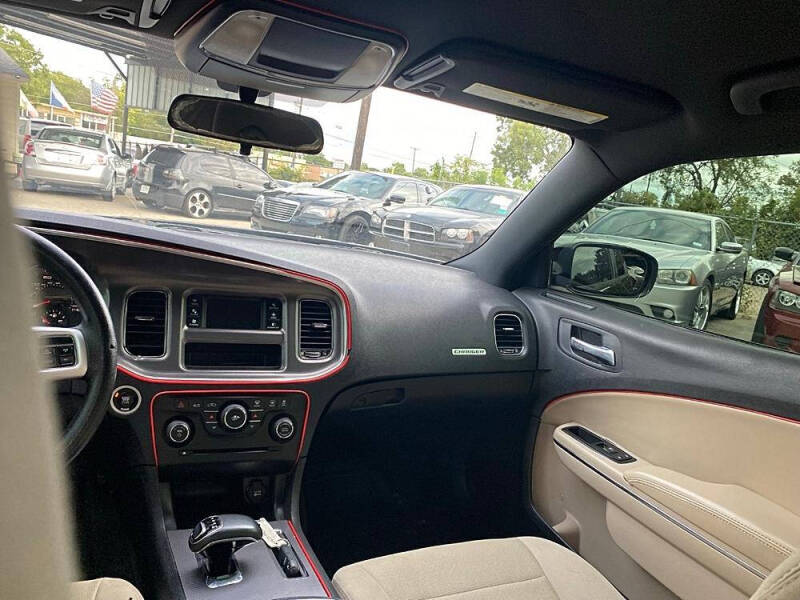 2014 Dodge Charger SE