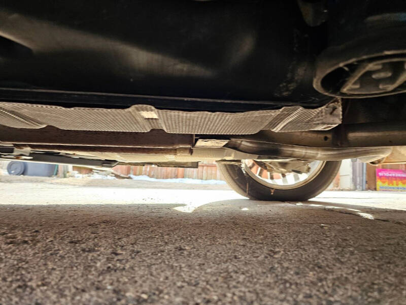 2005 Ford Thunderbird Deluxe