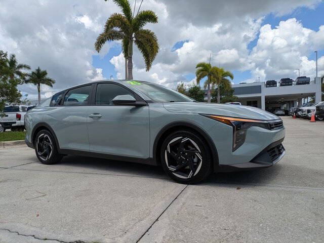 2025 Kia K4 EX