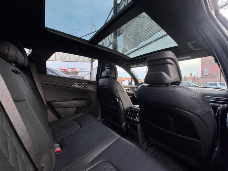 2023 Kia Sportage Plug-In Hybrid X-Line