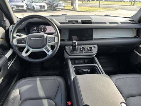 2024 Land Rover Defender 110 P400 S