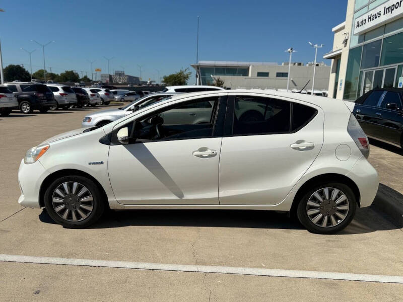 2013 Toyota Prius c One