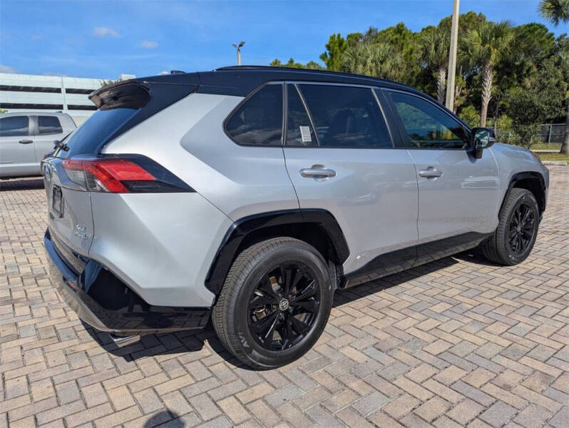 2022 Toyota RAV4 Hybrid XSE