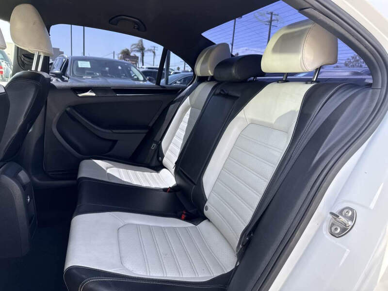 2015 Volkswagen Jetta