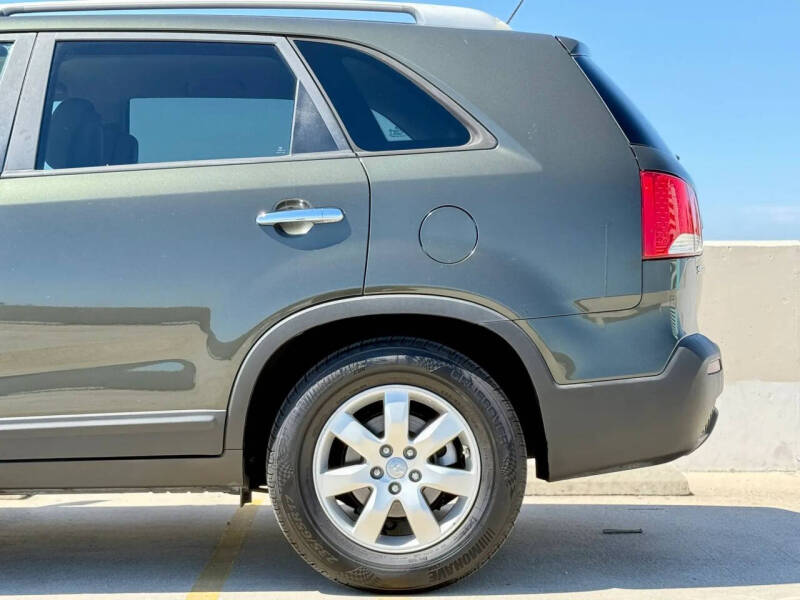 2012 Kia Sorento LX