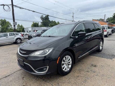 2018 Chrysler Pacifica Touring L Plus